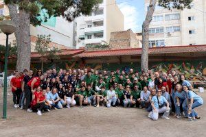 Burjassot sirve más de 3.000 raciones de arròs amb fesols i naps en el Día de la Comunidad Valenciana