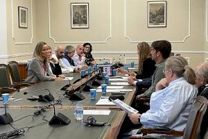El Ayuntamiento impulsa el polígono industrial Forn d’Alcedo: ya se han inyectado más de 200.000 € para realizar mejoras en la zona - (foto 2) El Ayuntamiento impulsa el polígono industrial Forn d’Alcedo: ya se han inyectado más de 200.000 € para realizar mejoras en la zona - (foto 2)
