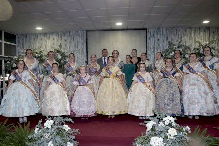 La Falla Societat Club 53 de Burriana despide a sus representantes del 2024 con un emotivo acto