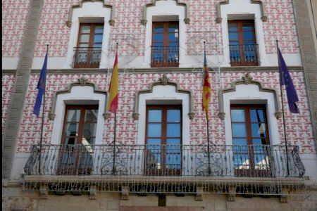 La Diputación Provincial de Alicante aprueba varias subvenciones que aportarán alrededor de 15.575€ al comercio local La Diputación Provincial de Alicante aprueba varias subvenciones que aportarán alrededor de 15.575€ al comercio local