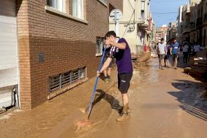 Scouts Valencians une esfuerzos para ayudar en las zonas afectadas por la DANA en València - (foto 4)