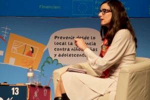 Alcoi avança en el compromís contra la violència a la infància