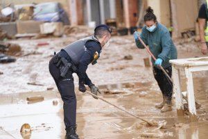 València lidera un dispositiu policial que realitza més de 3.000 servicis a les zones més afectades per la dana