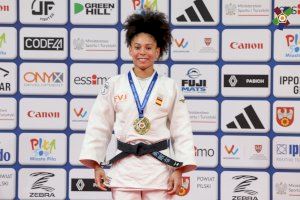 El judo valenciano vuelve a cosechar un nuevo éxito internacional: Ayumi Leiva conquista Europa - (foto 2) El judo valenciano vuelve a cosechar un nuevo éxito internacional: Ayumi Leiva conquista Europa - (foto 2)
