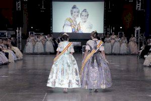 El col·lectiu faller de Borriana acomiada a Laia Molina i Anna Solà com a Reines Falleres del 2024 - (foto 5)