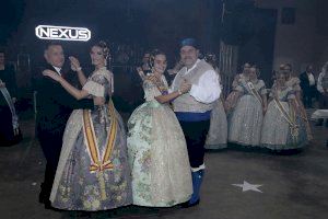 El col·lectiu faller de Borriana acomiada a Laia Molina i Anna Solà com a Reines Falleres del 2024 - (foto 3)