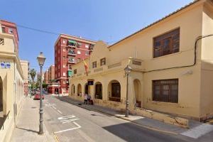 El Ayuntamiento cede a la Policía Nacional por 50 años más los inmuebles que ocupan las comisarías de la Saïdia y Gran Vía