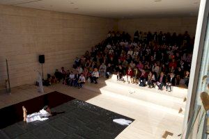 La UA despliega el lunes toda su creatividad en el Día Internacional de la Eliminación de la Violencia contra las Mujeres La UA despliega el lunes toda su creatividad en el Día Internacional de la Eliminación de la Violencia contra las Mujeres
