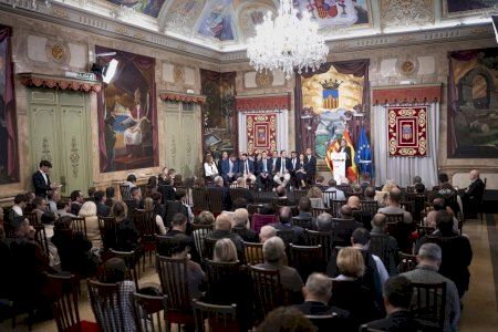 L’alcaldessa de Vinaròs participa en la cimera d’alcaldes i alcaldesses de la Diputació