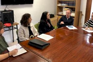 Reunió a l’Ajuntament d’Alcalà de Xivert per tractar millores en equipament i personal al centre de salut d’Alcalà - (foto 2)