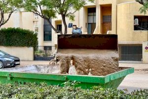 La Diputación inicia en Picanya la extracción de lodos y residuos de 660 garajes para evitar problemas de salud - (foto 2) La Diputación inicia en Picanya la extracción de lodos y residuos de 660 garajes para evitar problemas de salud - (foto 2)