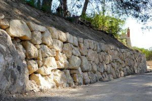 Xàtiva invertirá más de 120.000 euros para reparar caminos y calles de la ciudad en las próximas semanas - (foto 2) Xàtiva invertirá más de 120.000 euros para reparar caminos y calles de la ciudad en las próximas semanas - (foto 2)