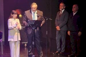 La Casa de Cultura celebra su 25 aniversario con un homenaje a sus trabajadores y concejales de Cultura - (foto 2) La Casa de Cultura celebra su 25 aniversario con un homenaje a sus trabajadores y concejales de Cultura - (foto 2)