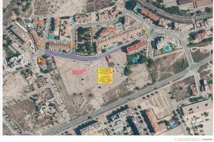 Continua el plan de asfaltado de calles y caminos con el que se rehabilitarán las calles Ferrocarril, Palasiet y Colón - (foto 2) Continua el plan de asfaltado de calles y caminos con el que se rehabilitarán las calles Ferrocarril, Palasiet y Colón - (foto 2)