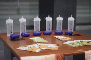 Enxampen a un veí de Borriana sense arreplegar la femta del seu gos: aquesta és la multa que li podria caure