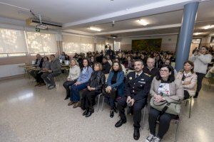 Prieto destaca el peso de la Formación Profesional y el liderazgo de Gandia en las jornadas del IES Tirant lo Blanc