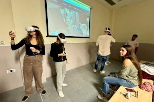 Un proyecto de innovación docente de la UMH explica a estudiantes de Terapia Ocupacional la anatomía humana mediante realidad virtual