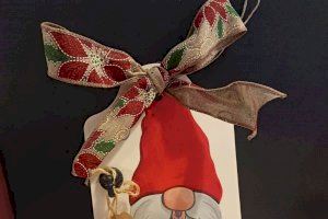 El tradicional taller navideño de manualidades de Olocau llena el Hogar de los Jubilados de ambiente festivo - (foto 3)