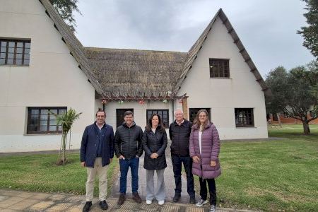 Investigadores de la Universidad de São Paulo (Brasil) visitan las instalaciones de la Escuela Politécnica Superior de Orihuela de la UMH Investigadores de la Universidad de São Paulo (Brasil) visitan las instalaciones de la Escuela Politécnica Superior de Orihuela de la UMH