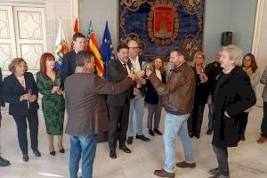 Barcala: “Gracias a los medios por garantizar la pluralidad y el acceso de los alicantinos a la información”
