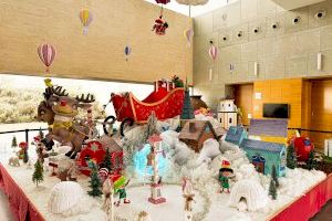 San Vicente celebra la Navidad con la llegada de Papá Noel y los elfos, que recogerán a partir hoy las cartas de los niños San Vicente celebra la Navidad con la llegada de Papá Noel y los elfos, que recogerán a partir hoy las cartas de los niños