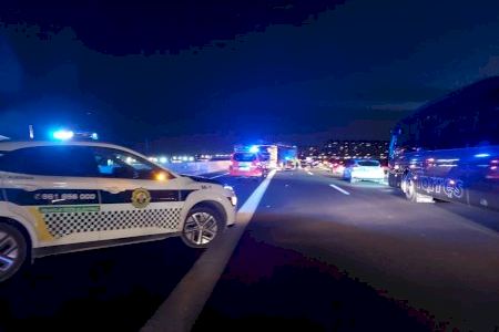Ferit greu un conductor en un accident en la V-21 al seu pas per Alboraia
