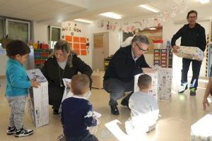 El Hogar Provincial de Alicante reparte ilusión con la tradicional entrega de juguetes a los niños de su Escuela Infantil - (foto 3)