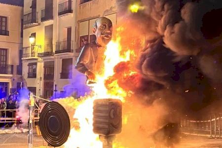 Un mes después de las Fallas oficiales, Segorbe planta su monumento y arranca su semana grande