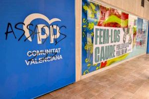 Llenan de pintadas la sede del Partido Popular Valenciano