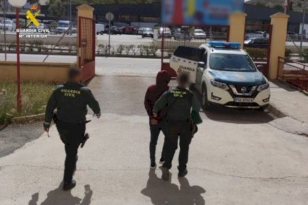 Localizado y detenido en menos de media hora por intentar robar en una vivienda en obras de Aspe