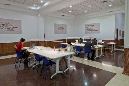 Arranca el horario ininterrumpido en las salas de estudio y bibliotecas de Paterna para preparar los exámenes de fin de curso