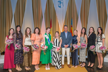 La joven de Almussafes Carme Arcís Marí es la Reina de las Fiestas 2025