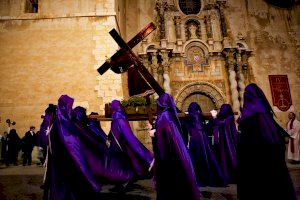 Vinaròs s'endinsa en la seua mítica Setmana Santa amb les 15 confraries