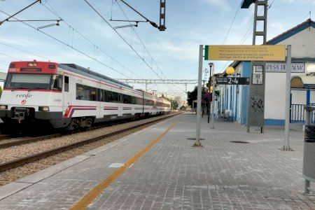 Tall ferroviari entre Oropesa i Vinaròs: consulta els horaris i transport alternatiu