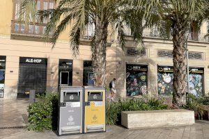 El servici de manteniment i rentada de les 16.376 papereres de la ciutat es prorroga