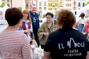 Onda llena el Raval de solidaridad en una jornada participativa con 14 entidades sociales
