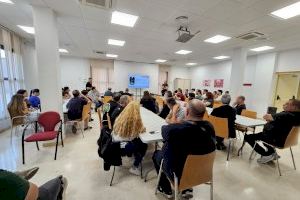 Más de 40 tiradores reciben la formación para participar en los actos de arcabuceria en Mutxamel