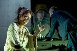 El Teatre Principal de Castelló recibe la comedia valenciana ‘Cinc minuts’