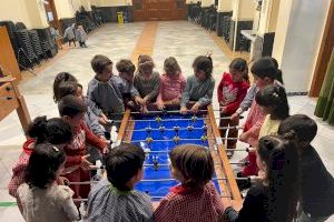 El colegio Carmelitas Vedruna de Alcoy rescata a un artesano con una campaña escolar que da la vuelta al marcador solidario