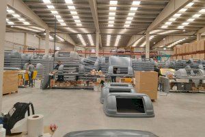 Los nuevos contenedores empezarán a distribuirse por el municipio el próximo mes de junio
