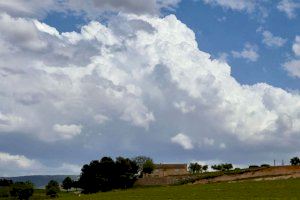 Las tormentas no desaparecen tampoco este viernes en la Comunitat Valenciana