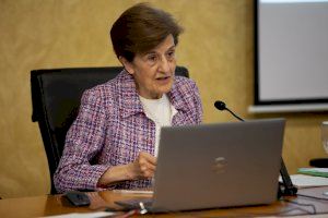 Adela Cortina analiza en la UA las promesas y amenazas de la IA y reivindica la razón comunicativa