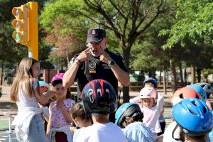 La Policia Local d’Alaquàs acosta l’educació viària a l’alumnat del CEIP Bonavista