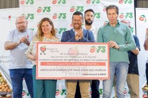 Éxito de participación y compromiso en la XIII Subasta Solidaria del Tomate del Perelló