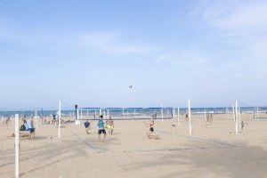 Gandia organitza activitats esportives gratuïtes per a gaudir d’aquest cap de setmana a la platja