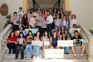 El programa MuralArts fomenta la diversidad entre el alumnado con murales en centros educativos de Sagunto