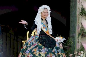 GALERÍA | Valentina Tárraga ya luce la banda de Bellea del Foc Infantil de 2025