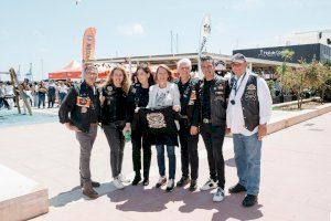 L'alcaldessa de Castelló se suma al 25 aniversari del Club Harley Davidson Castelló Chapter
