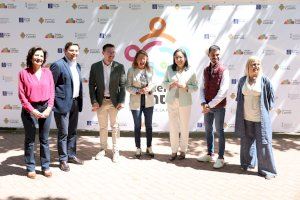 Castellón se convierte en capital de la familia con la participación de más de 40 entidades y centenares visitantes - (foto 2)