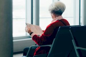 Expertos de la UMH emiten recomendaciones para preparar a los futuros profesionales sanitarios frente a la soledad en la vejez